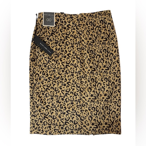 Chicos Black Label NWT Animal Print Pencil Skirt - Picture 2 of 6